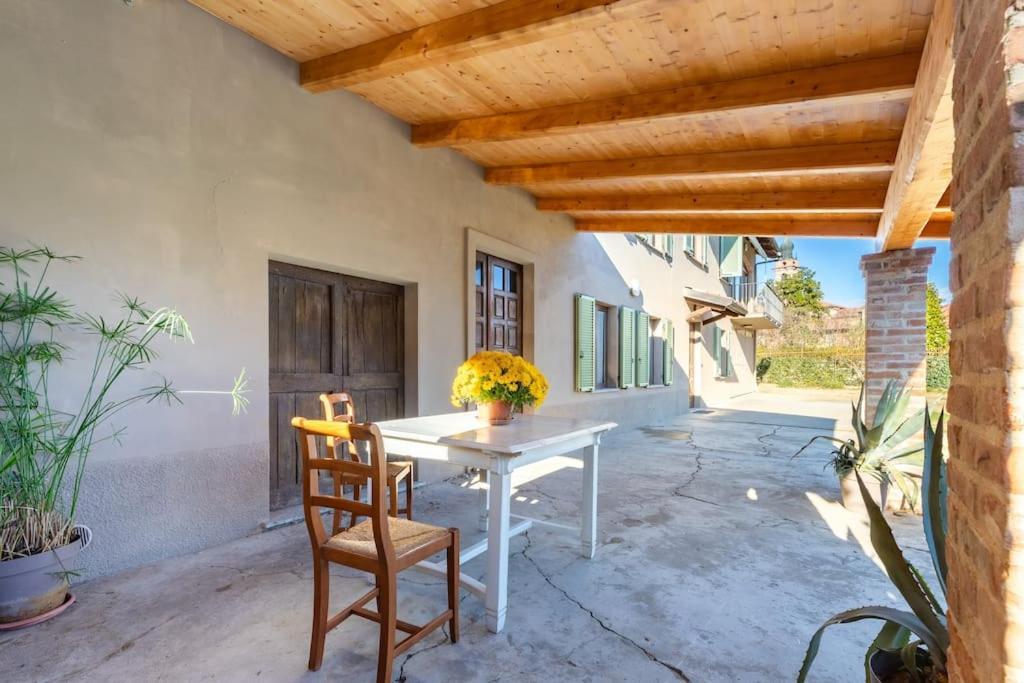 Вилла Cascina Abbona - Cascina Storica A 15 Min. Da Alba Canove Экстерьер фото