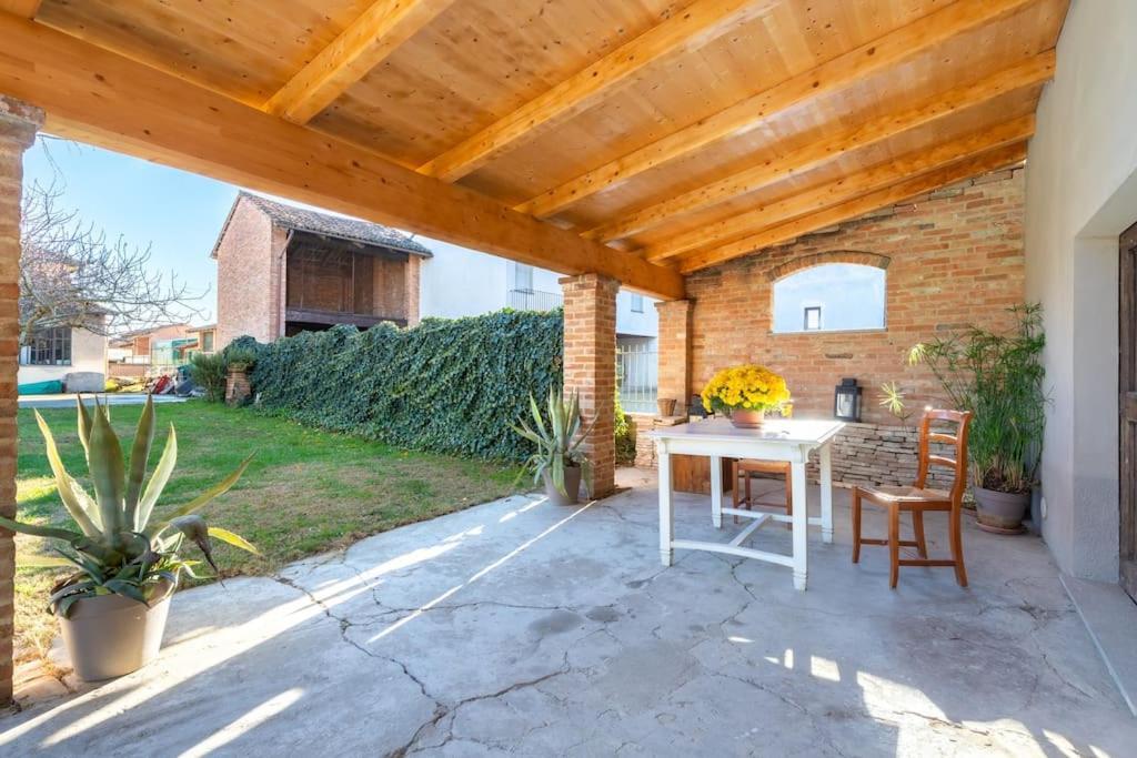 Вилла Cascina Abbona - Cascina Storica A 15 Min. Da Alba Canove Экстерьер фото